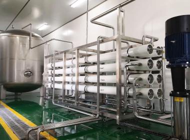 食品饮料行业纯净水设备